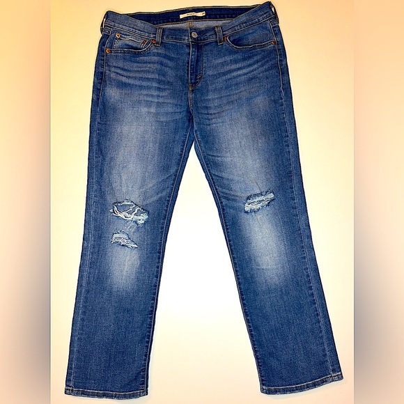 Levi's Denim - Levi’s Women’s Strech Boyfriend Crop Jeans Size 29